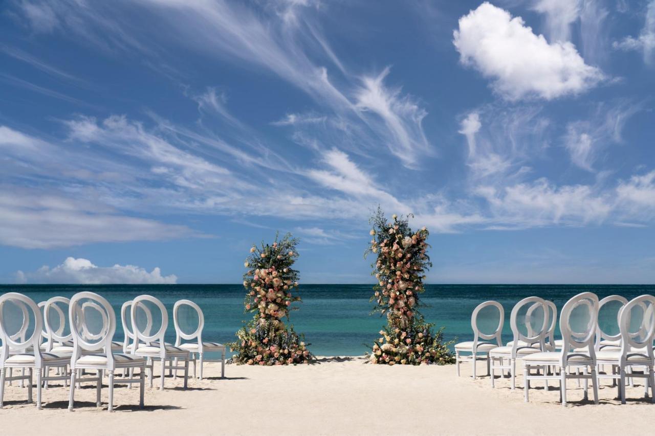 The Ritz-Carlton, Aruba Hotel Palm Beach Exterior foto