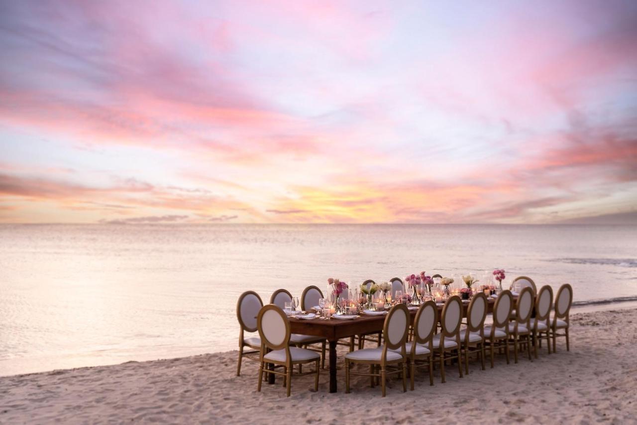 The Ritz-Carlton, Aruba Hotel Palm Beach Exterior foto